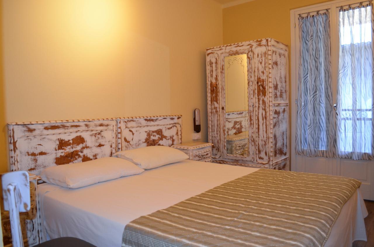 Albergo La Pace Pradleves Exteriér fotografie